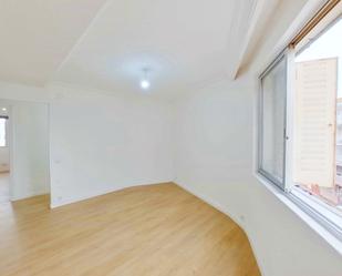 Bedroom of Flat to rent in  Madrid Capital  with Terrace, Oven and Pets allowed