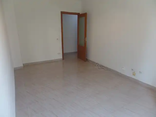 Wohnung zur Miete in Madrid mit Heizung, Ofen und Waschmaschine