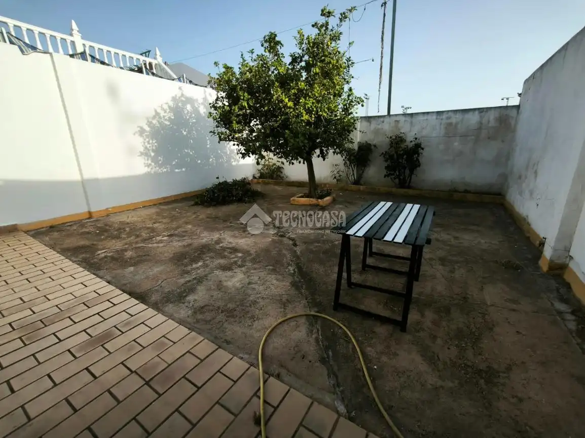 Terrace of Detached homes for rent in Trigueros  with Balcony
