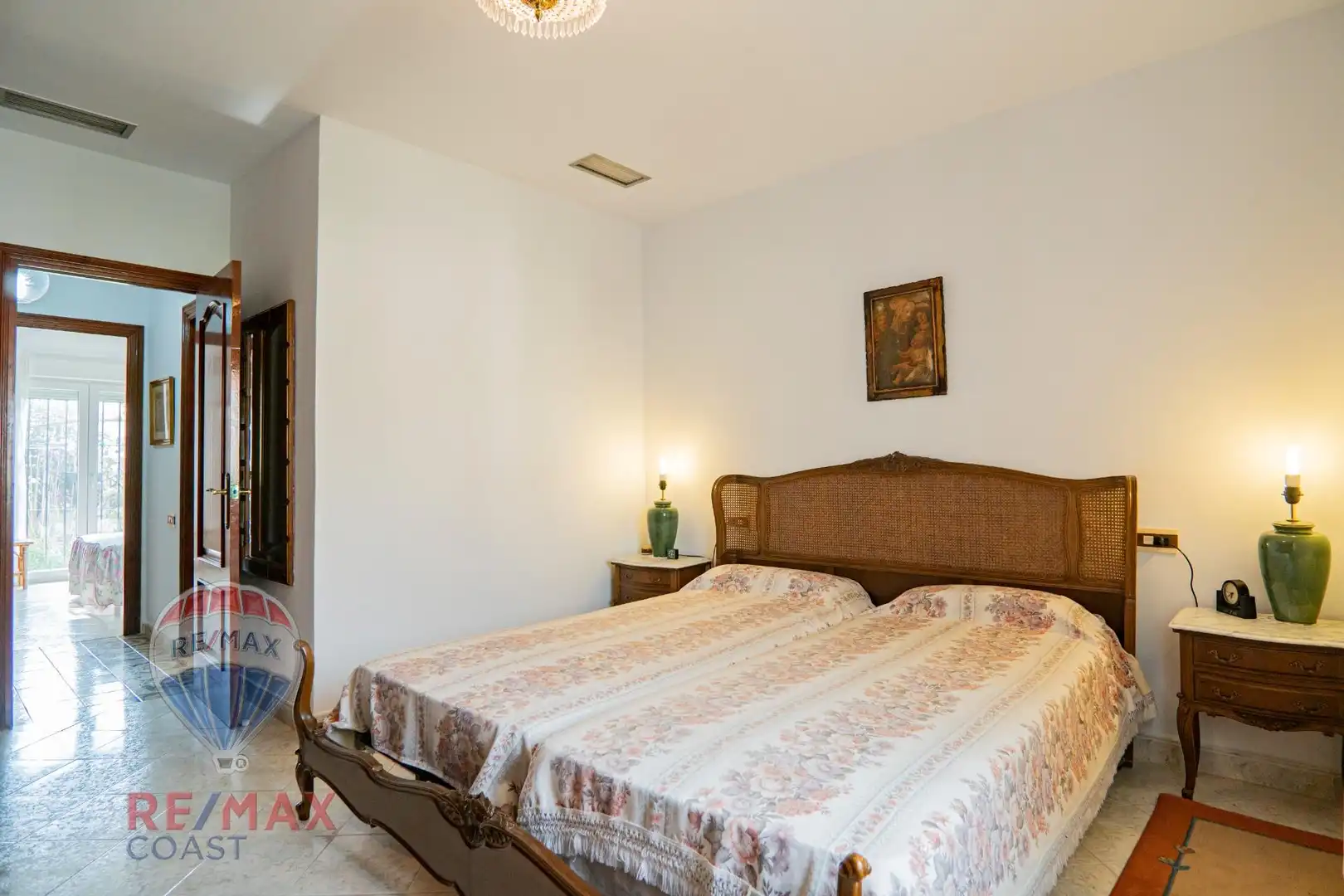 Habitación de Casa o chalet en venta en Torrox con Aire acondicionado, Calefacción y Jardín privado