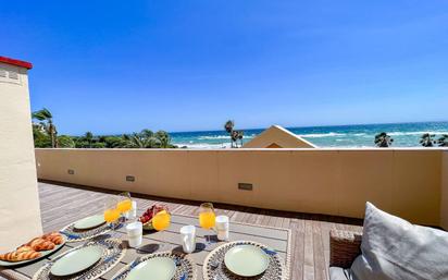 Terrassa de Apartament en venda en Marbella amb Aire condicionat, Terrassa i Piscina