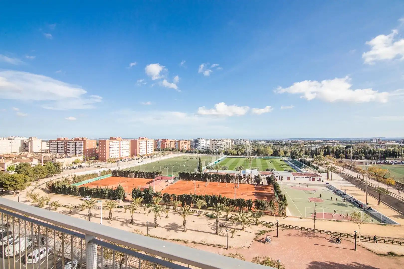 Schlafzimmer von Dachboden zum Verkauf in Elche / Elx mit Klimaanlage, Heizung und Terrasse
