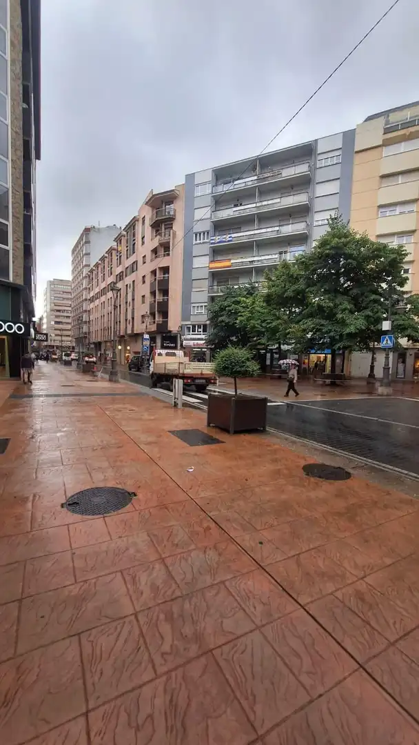 Vista exterior de Piso en venta en Ponferrada con Calefacción, Parquet y Trastero