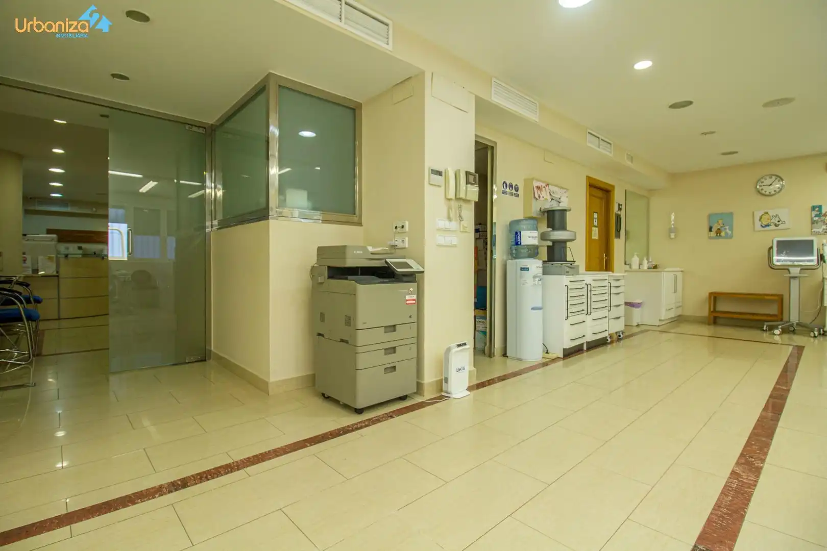 Büro zum Verkauf in Badajoz mit Klimaanlage und Abstellraum