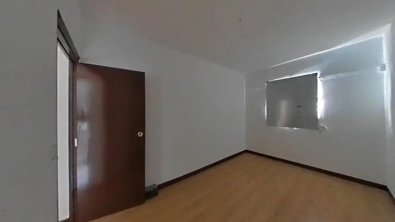 Flat for sale in Madrid  with Air Conditioner and Heating