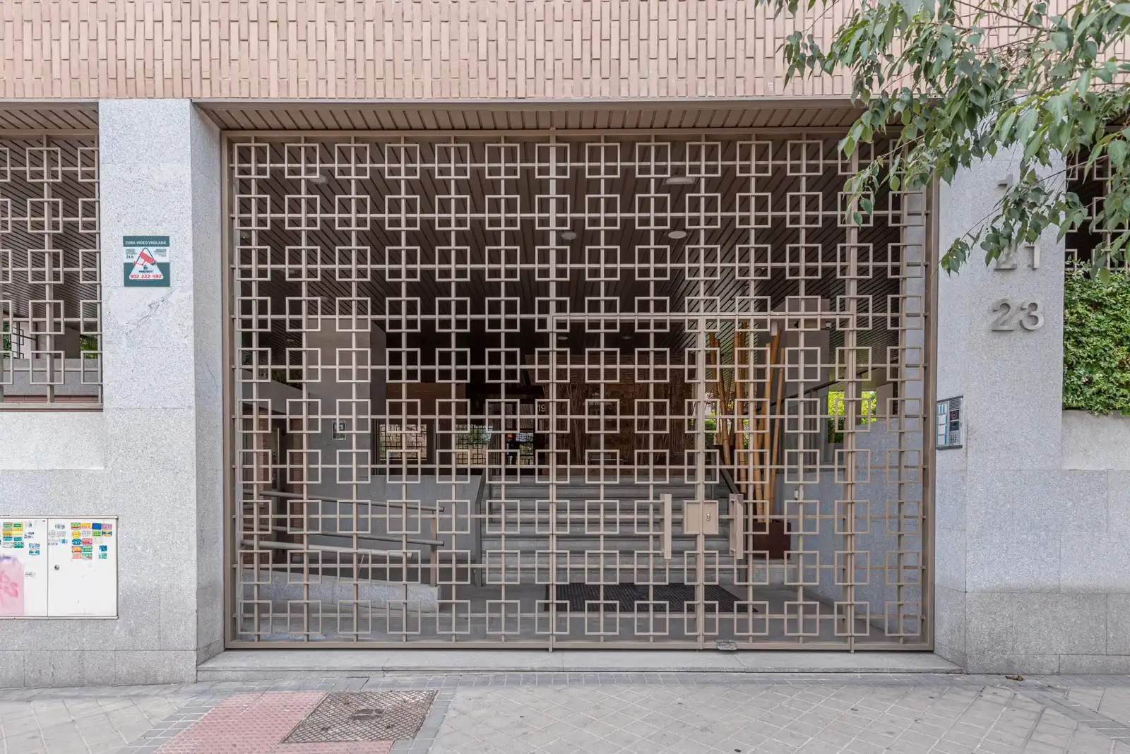 Exterior view of Study for sale in Madrid  with Storage room