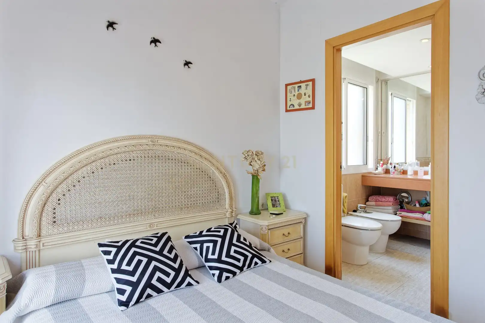 Dormitori de Casa o xalet en venda en Santa Perpètua de Mogoda