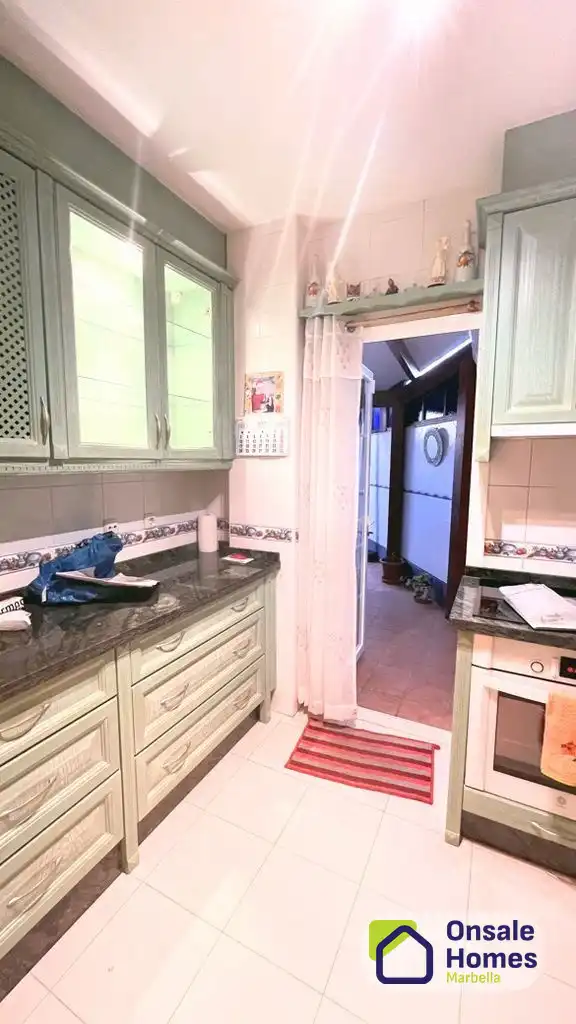 Kitchen of Flat for sale in Marbella Centro