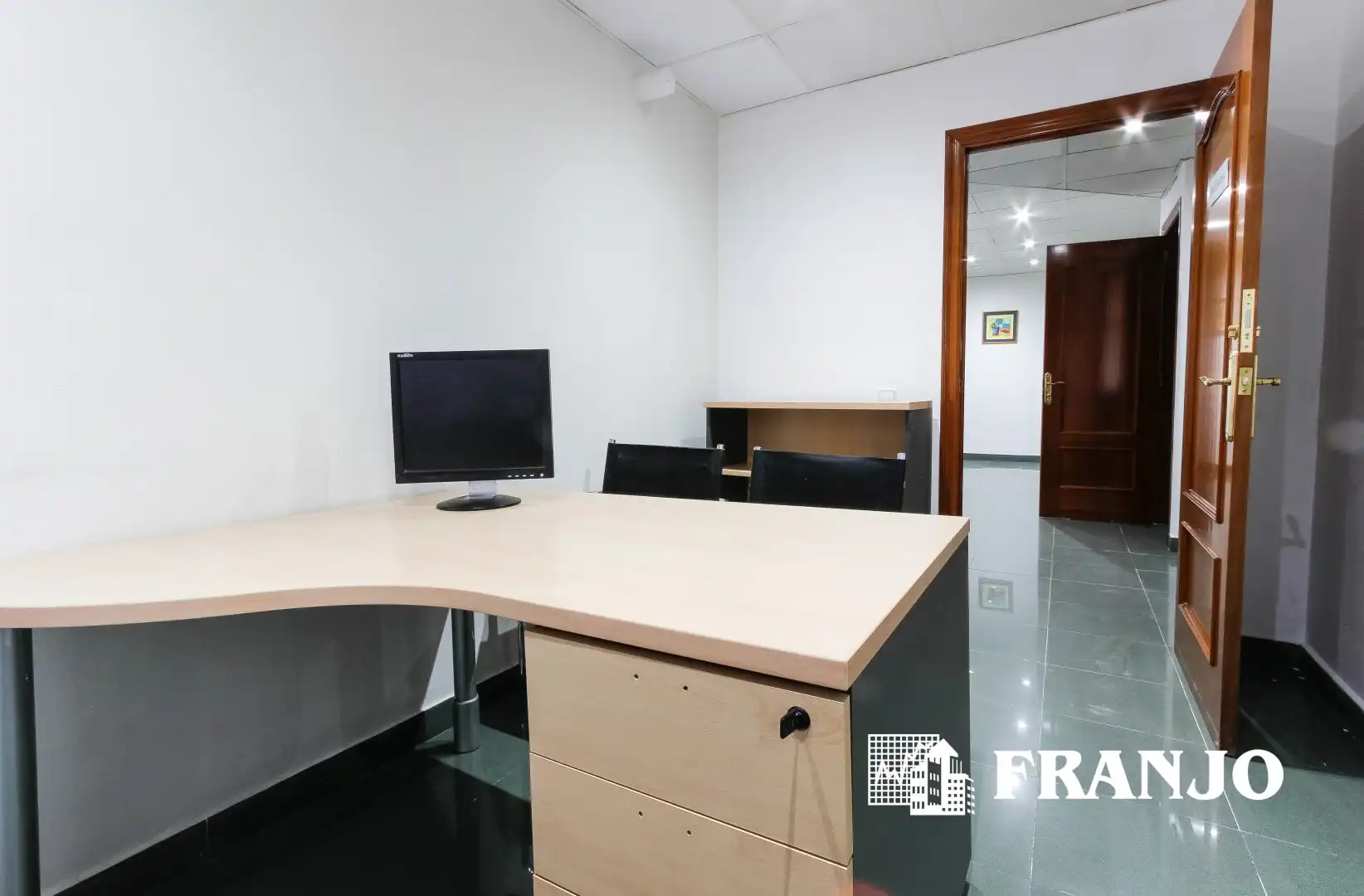 Oficina de lloguer a Centre - Eixample – Can Llobet, imagen 7