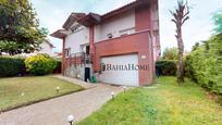 Vista exterior de Casa adosada en venda en Piélagos amb Calefacció i Parquet