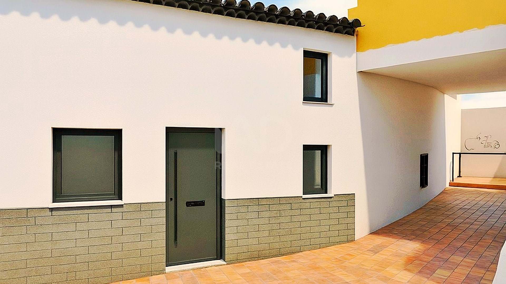 Exterior view of Building for sale in Agost