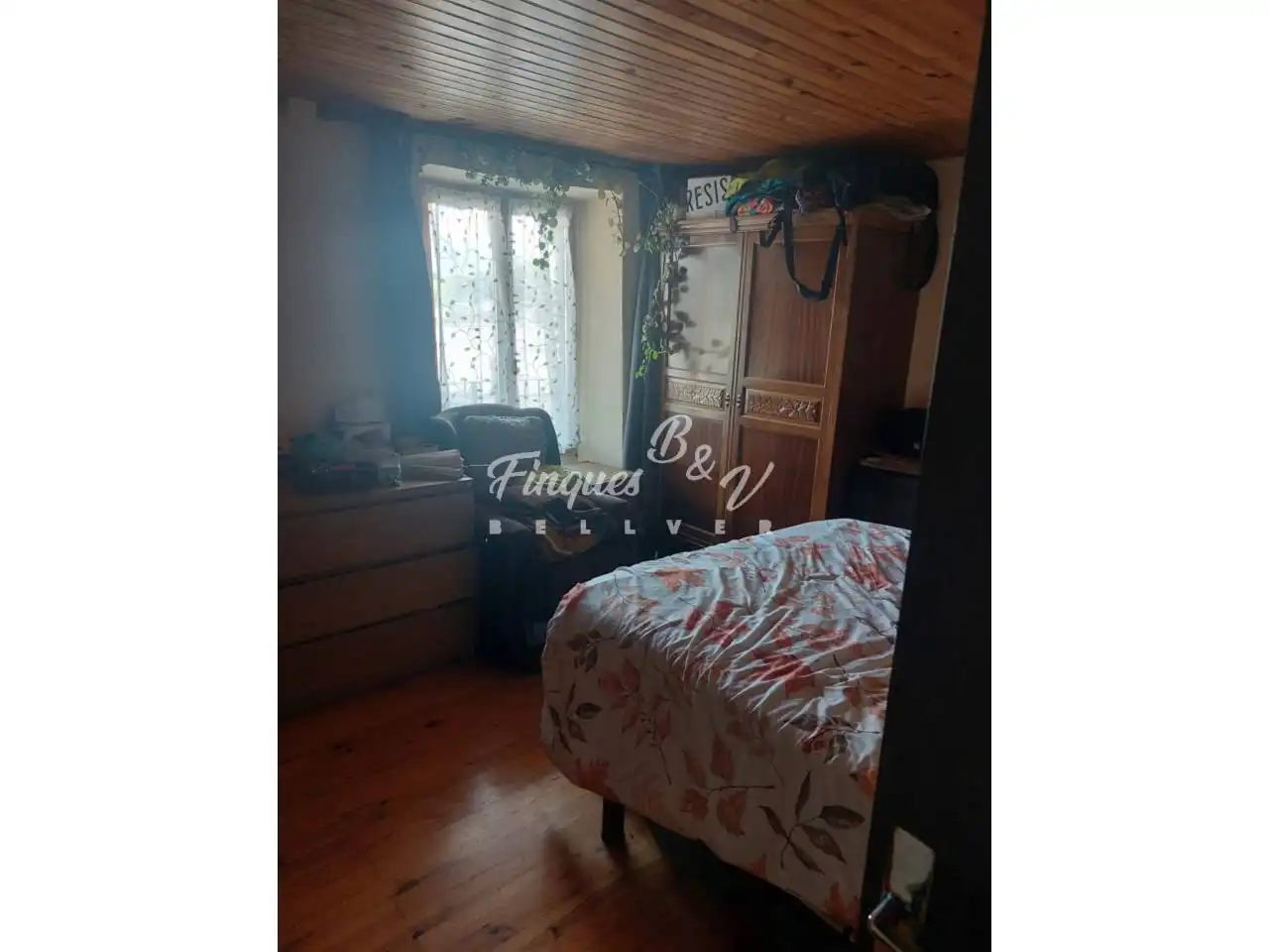 Bedroom of Flat for sale in Bourg - Madame  with Heating, Parquet flooring and Furnished