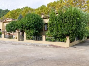 Haus mit Garten zum Verkauf in Sant Llorenç de la Muga