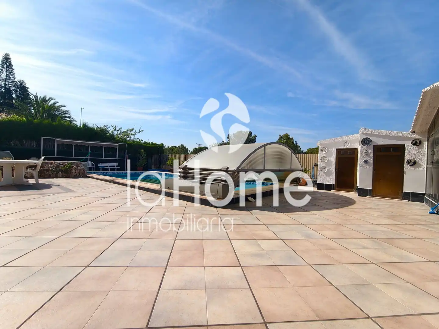 Terrassa de Casa o xalet en venda en San Antonio de Benagéber amb Aire condicionat, Calefacció i Jardí privat