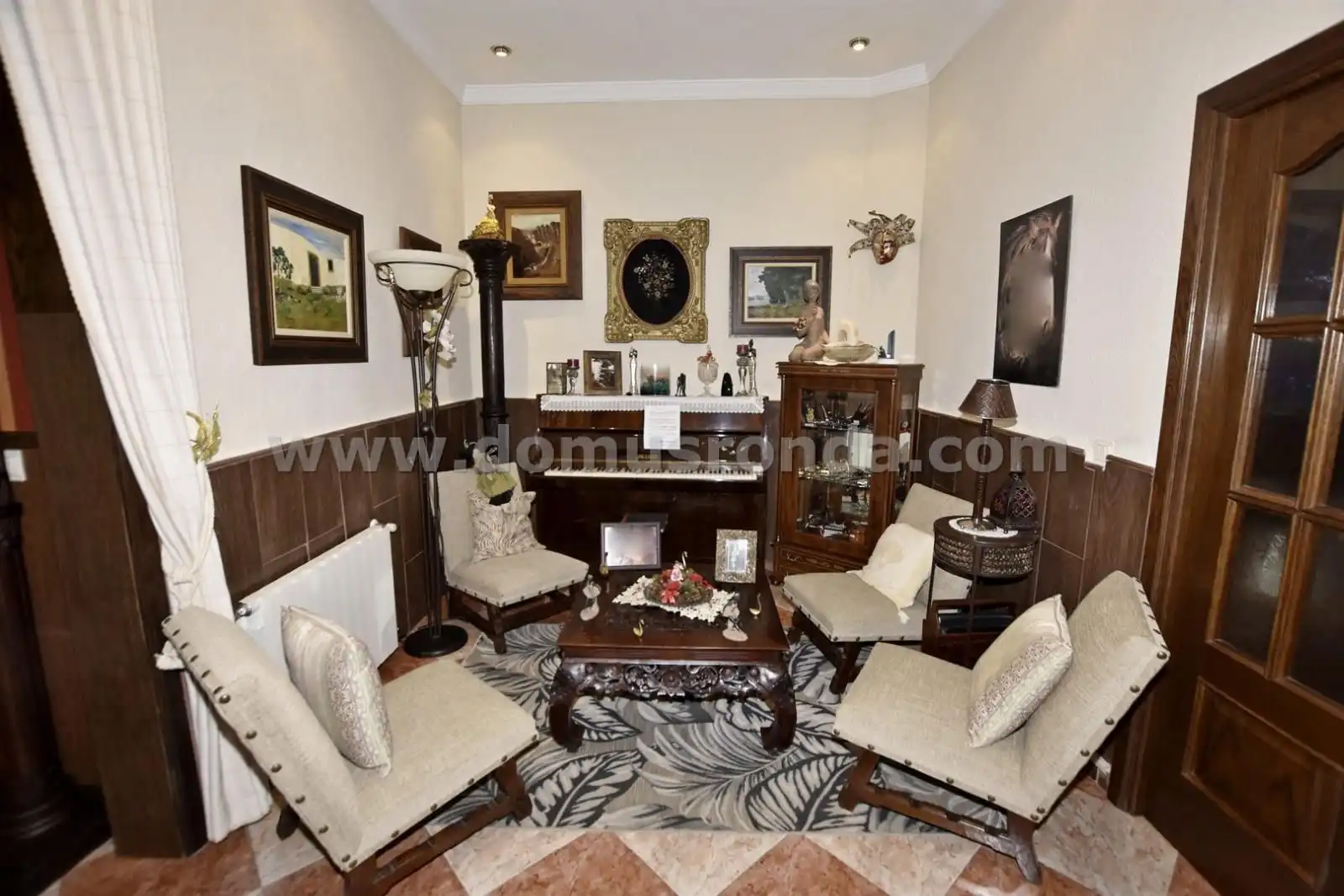 Wohnzimmer von Wohnung zum Verkauf in Ronda mit Heizung, Terrasse und Möbliert