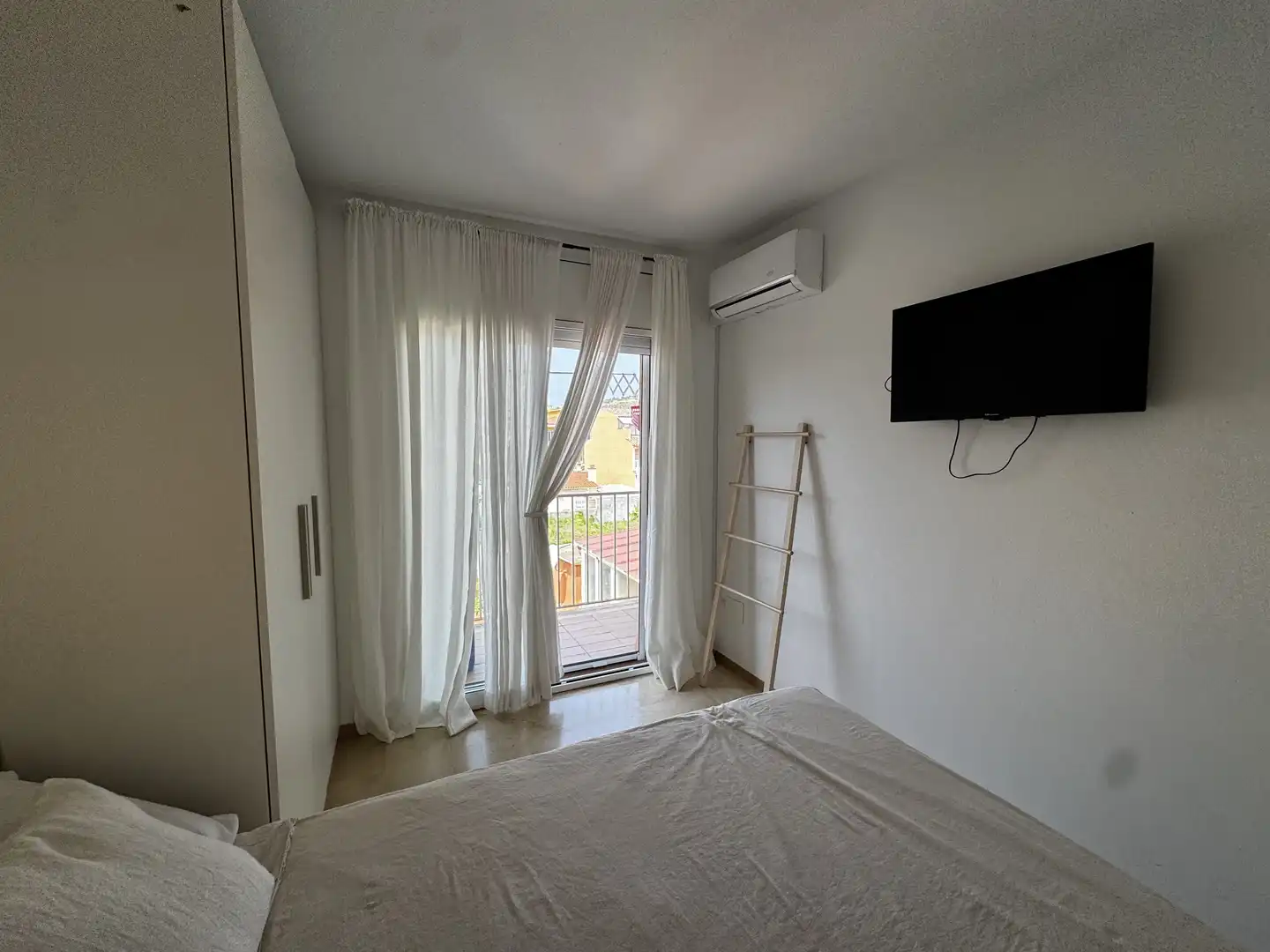 Habitación de Ático en venta en Castell d'Aro, Platja d'Aro i s'Agaró con Calefacción, Terraza y Amueblado