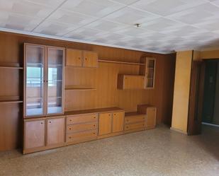 Sala d'estar de Apartament en venda en Castellón de la Plana / Castelló de la Plana amb Balcó