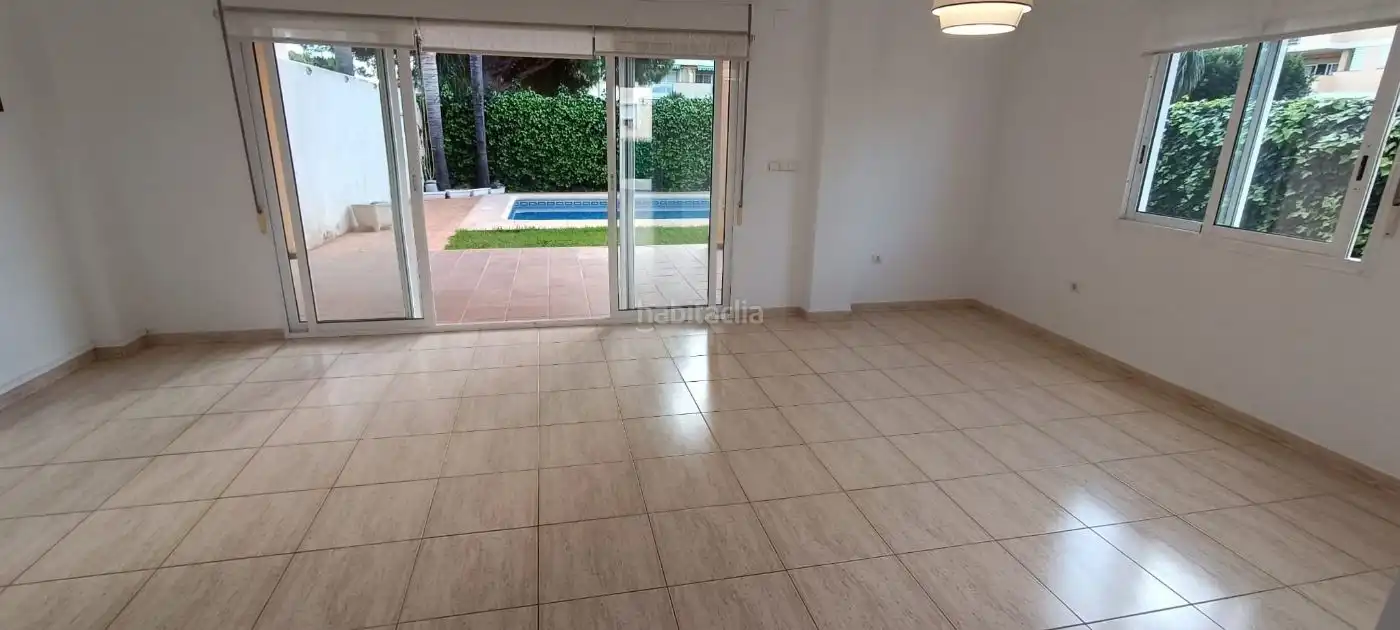 Doppelhaushälfte mit Garten zur Miete in Carrer de la Gralla 31, imagen 16