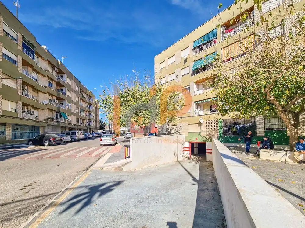 Aparcamiento en venta en Huércal-Overa