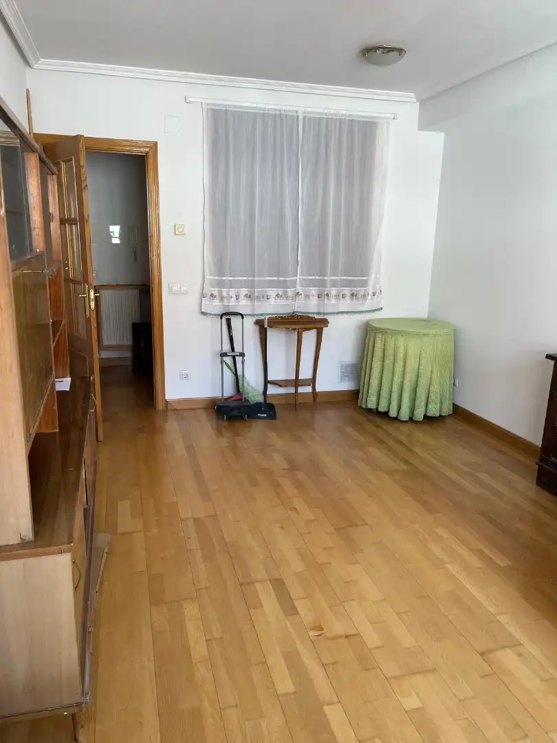 Apartament en venda en Burgos amb Traster