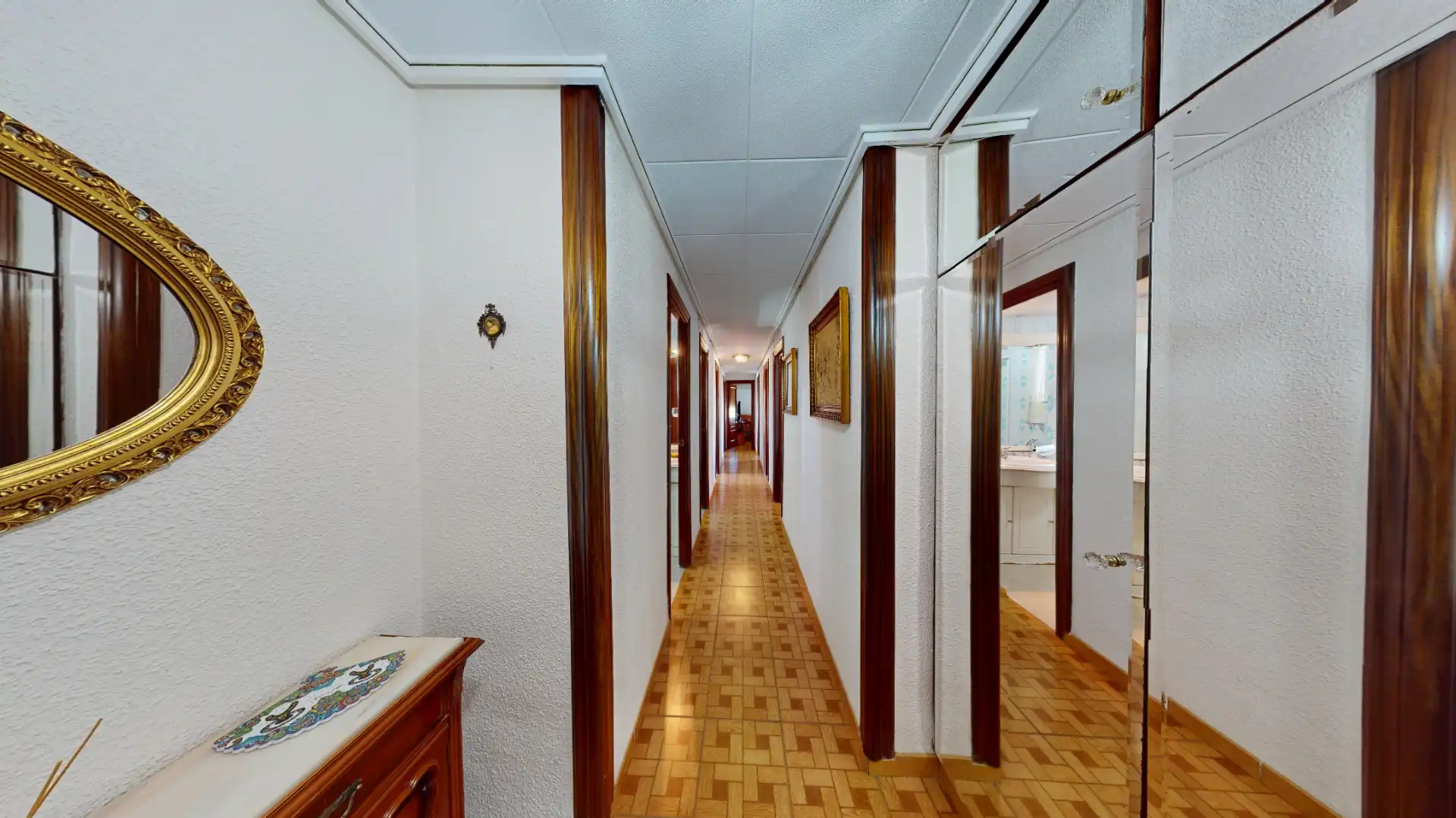 Piso en venta en Alicante / Alacant con Aire acondicionado, Terraza y Amueblado