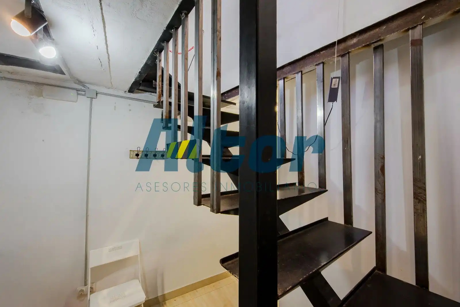 Commercial properties for sale in Madrid  with Air Conditioner