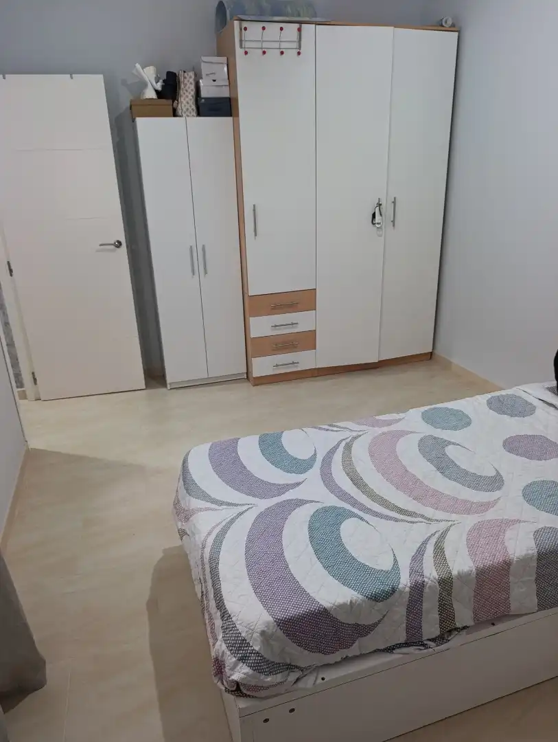 Schlafzimmer von Einfamilien-Reihenhaus zum Verkauf in Utrera mit Klimaanlage