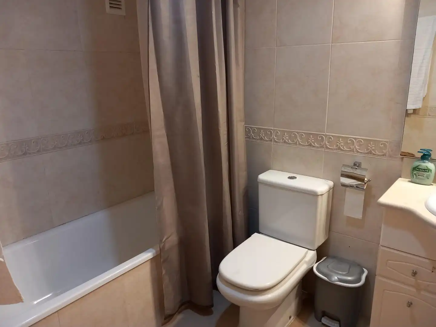 Bathroom of Flat for sale in Lloret de Mar  with Air Conditioner, Terrace and Furnished