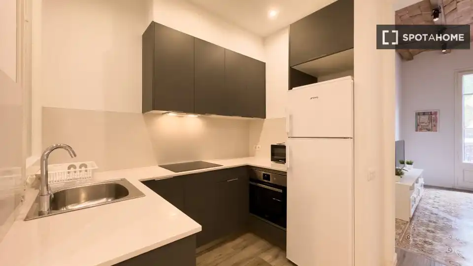 Flat with terrace to rent in Eixample, imagen 8