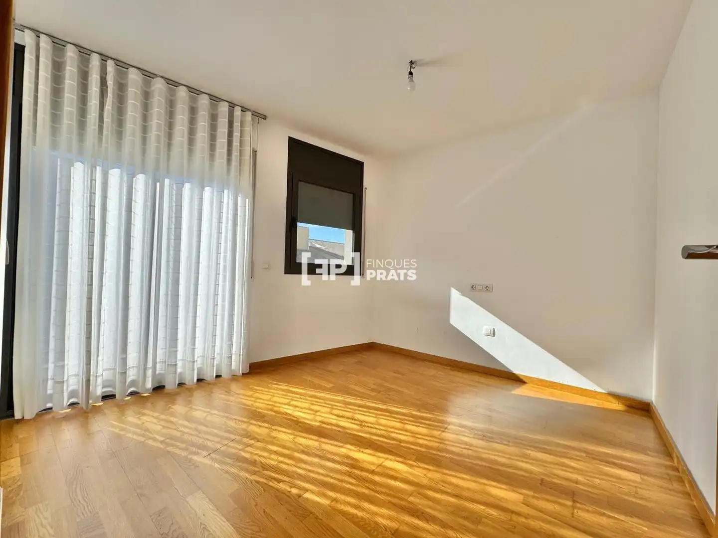 Living room of Attic for sale in Rosselló  with Air Conditioner, Heating and Terrace