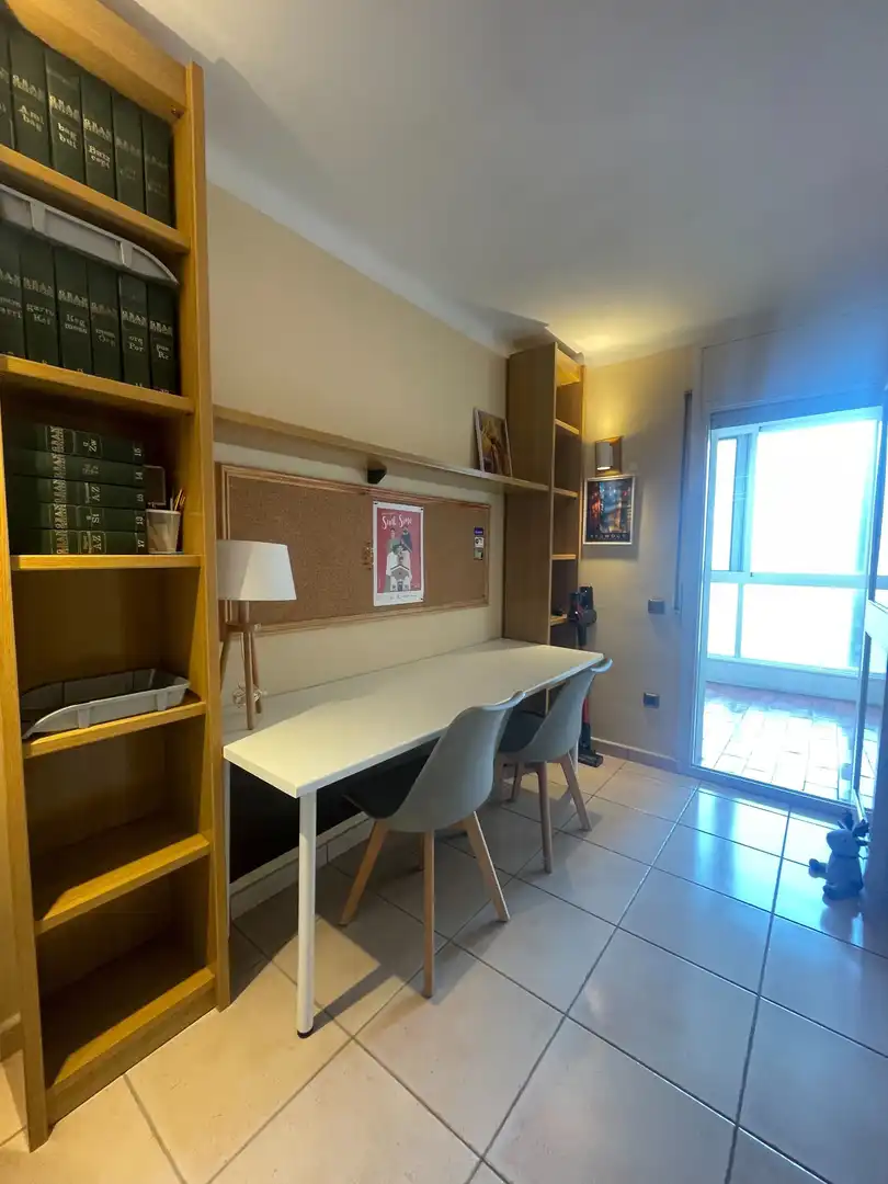 Wohnung zur Miete in Mataró mit Heizung, Terrasse und Möbliert