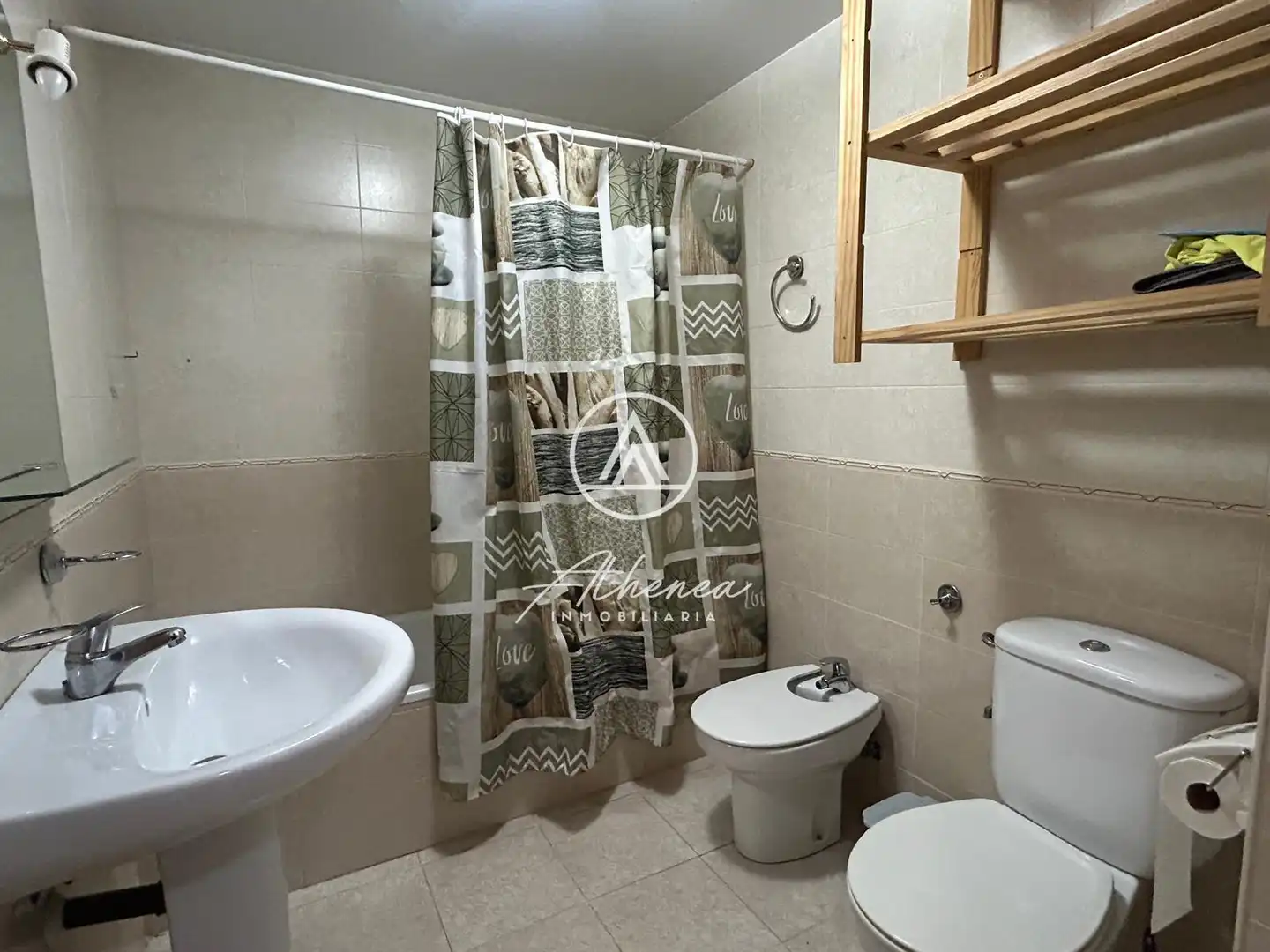 Bany de Pis en venda en Vícar amb Aire condicionat, Calefacció i Terrassa