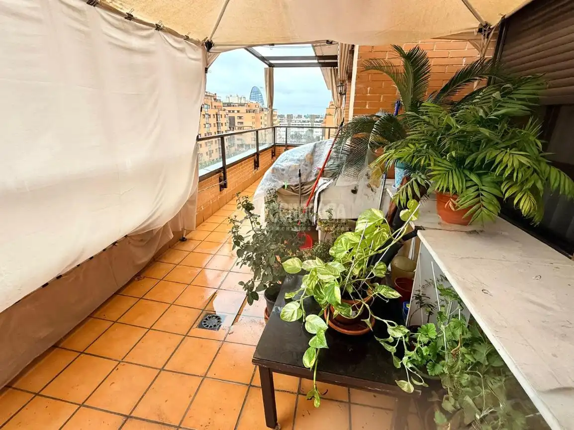 Terraza de Piso en venta en Madrid con Calefacción