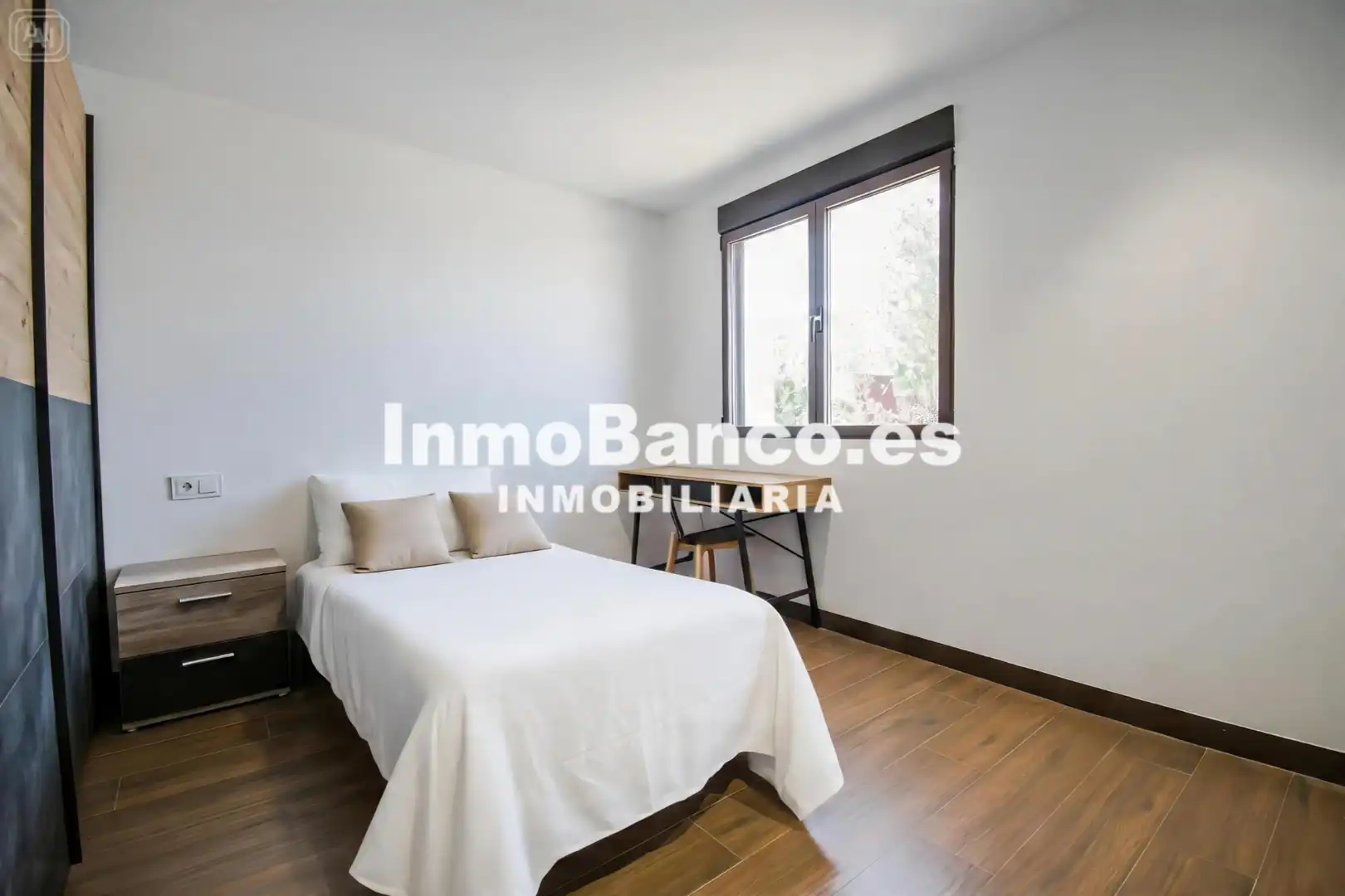 Bedroom of Houses for sale in Torrent  with Air Conditioner, Heating and Private garden