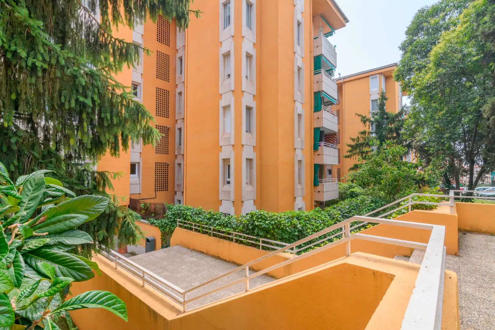 Exterior view of Flat for sale in Manresa  with Heating, Terrace and Oven