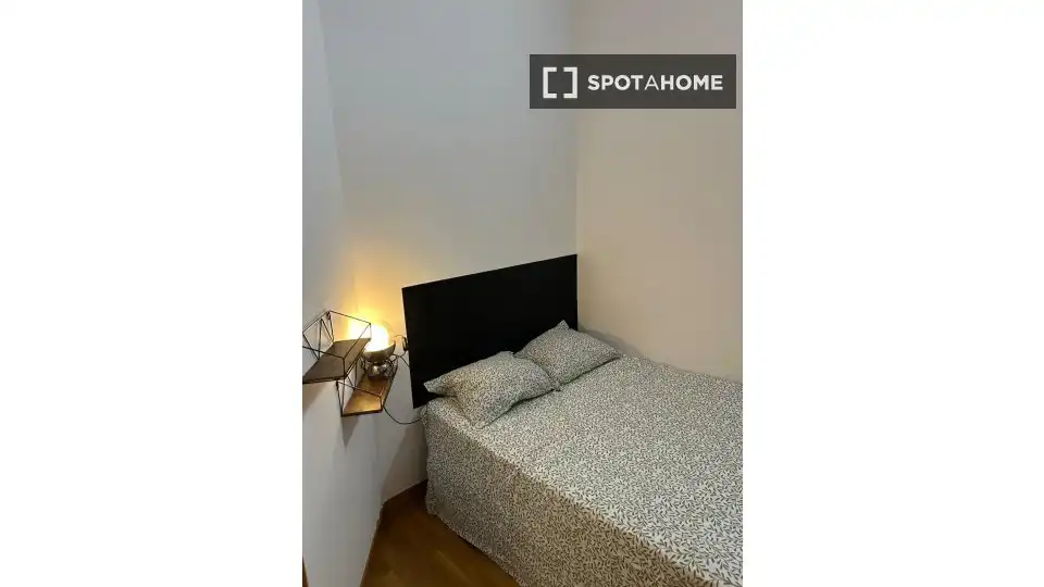 Flat with terrace to rent in Ciutat Vella, imagen 11