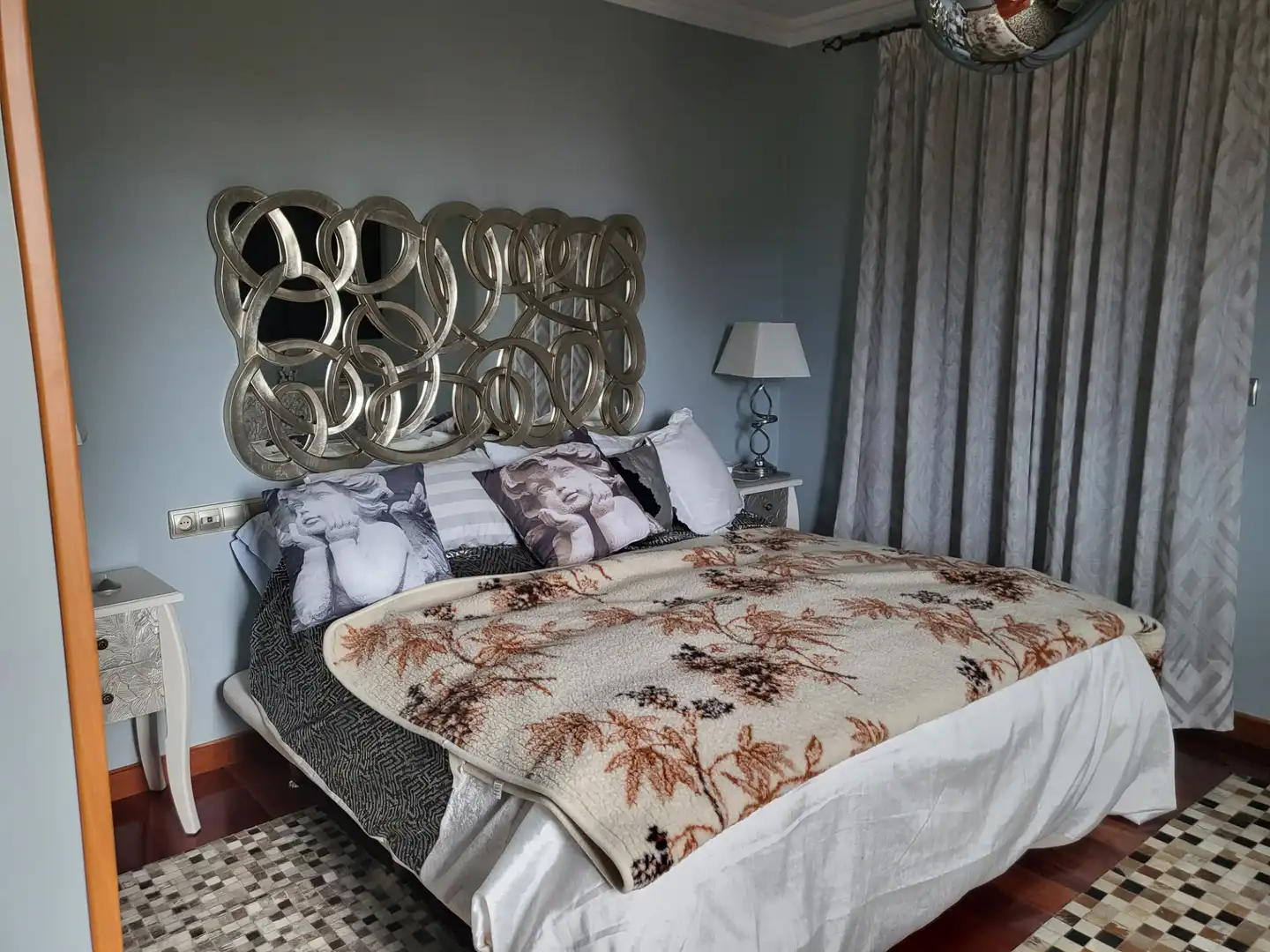 Habitación de Casa o chalet de alquiler en Vigo  con Calefacción, Jardín privado y Amueblado