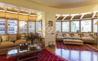 Living room of Flat for sale in  Barcelona Capital  with Air Conditioner and Heating