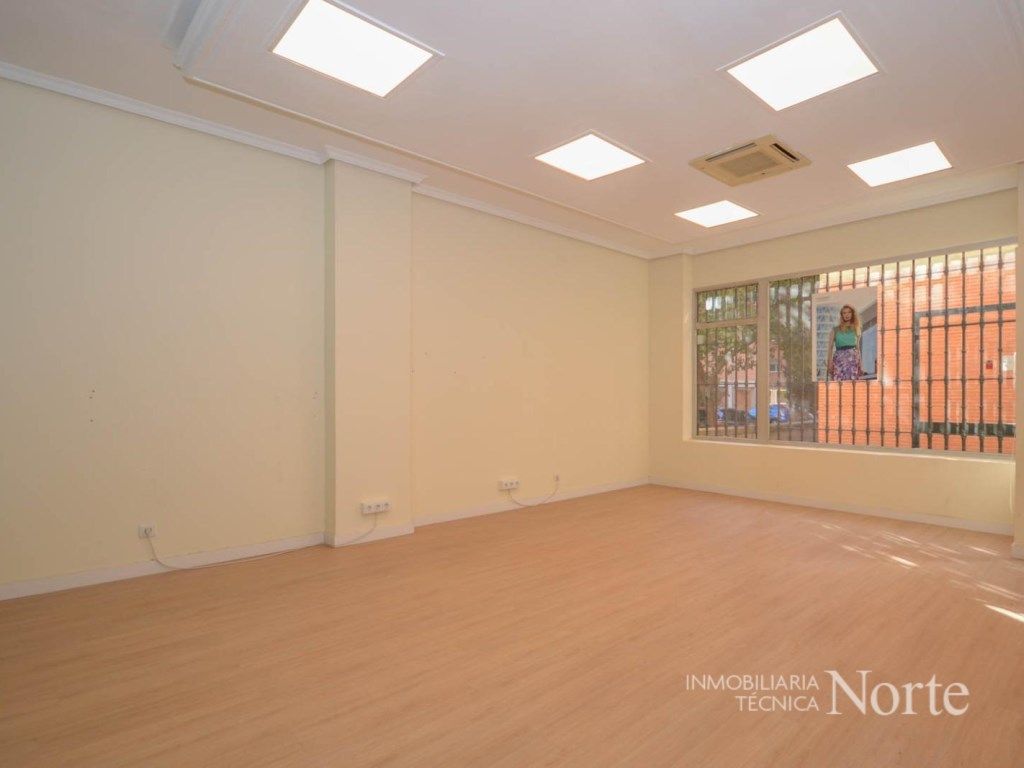 Premises to rent in N/A, Alameda de Osuna, Barajas