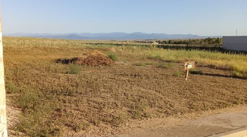 OPORTUNIDAD!! VENDO SOLAR DE 250 M2 MUY BIEN SITUADO EN NOVÉS.