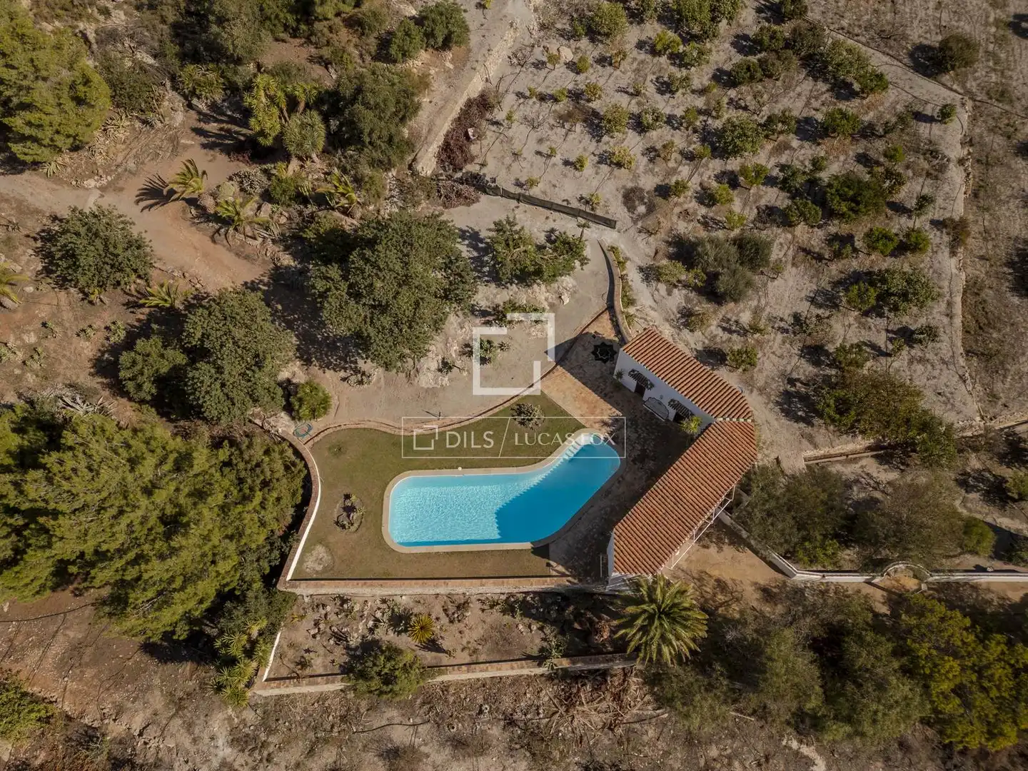 Piscina de Finca rústica en venda en Motril amb Aire condicionat, Calefacció i Jardí privat