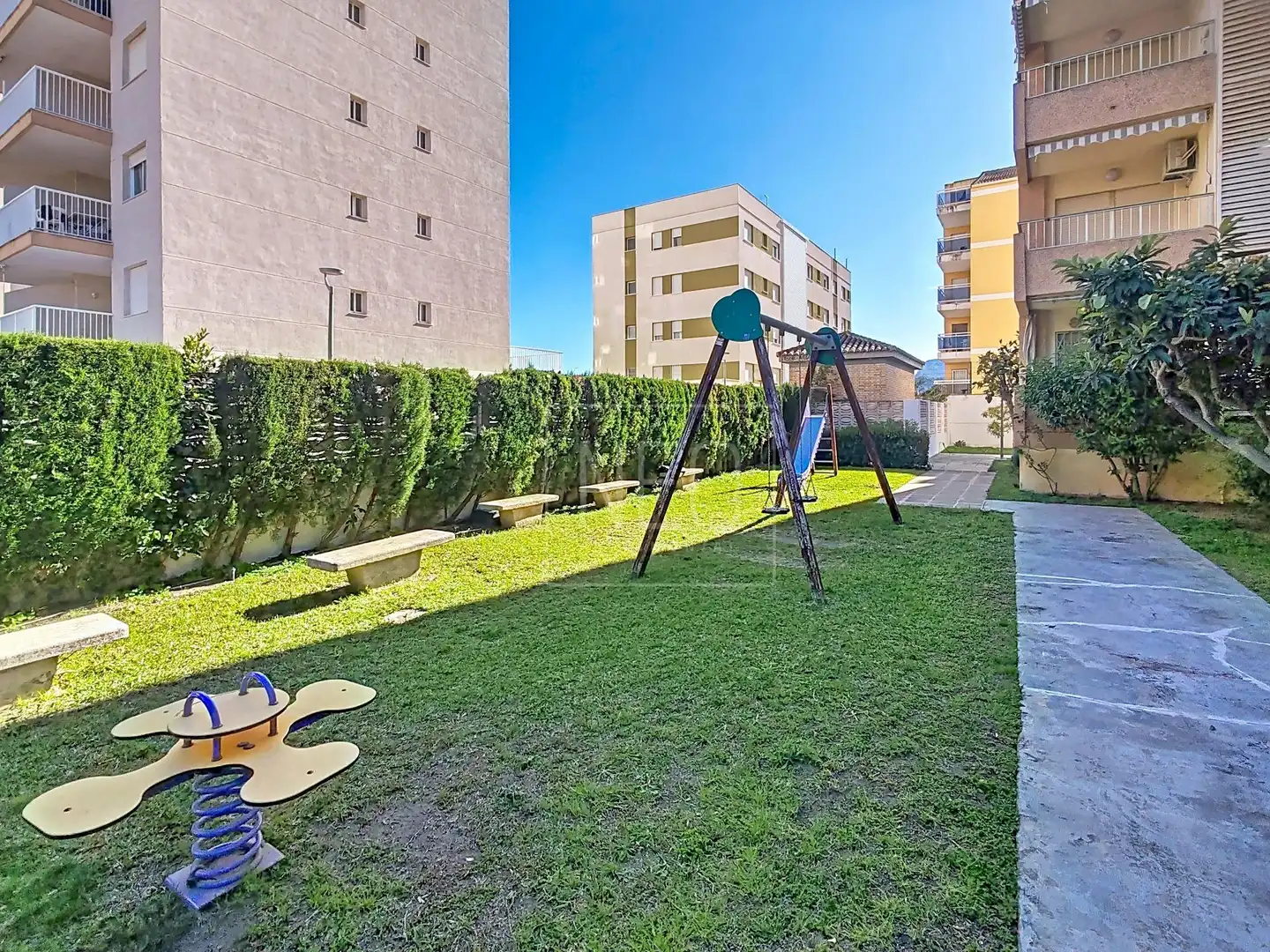 Aparcament de Pis en venda en Gandia amb Jardí privat, Terrassa i Traster