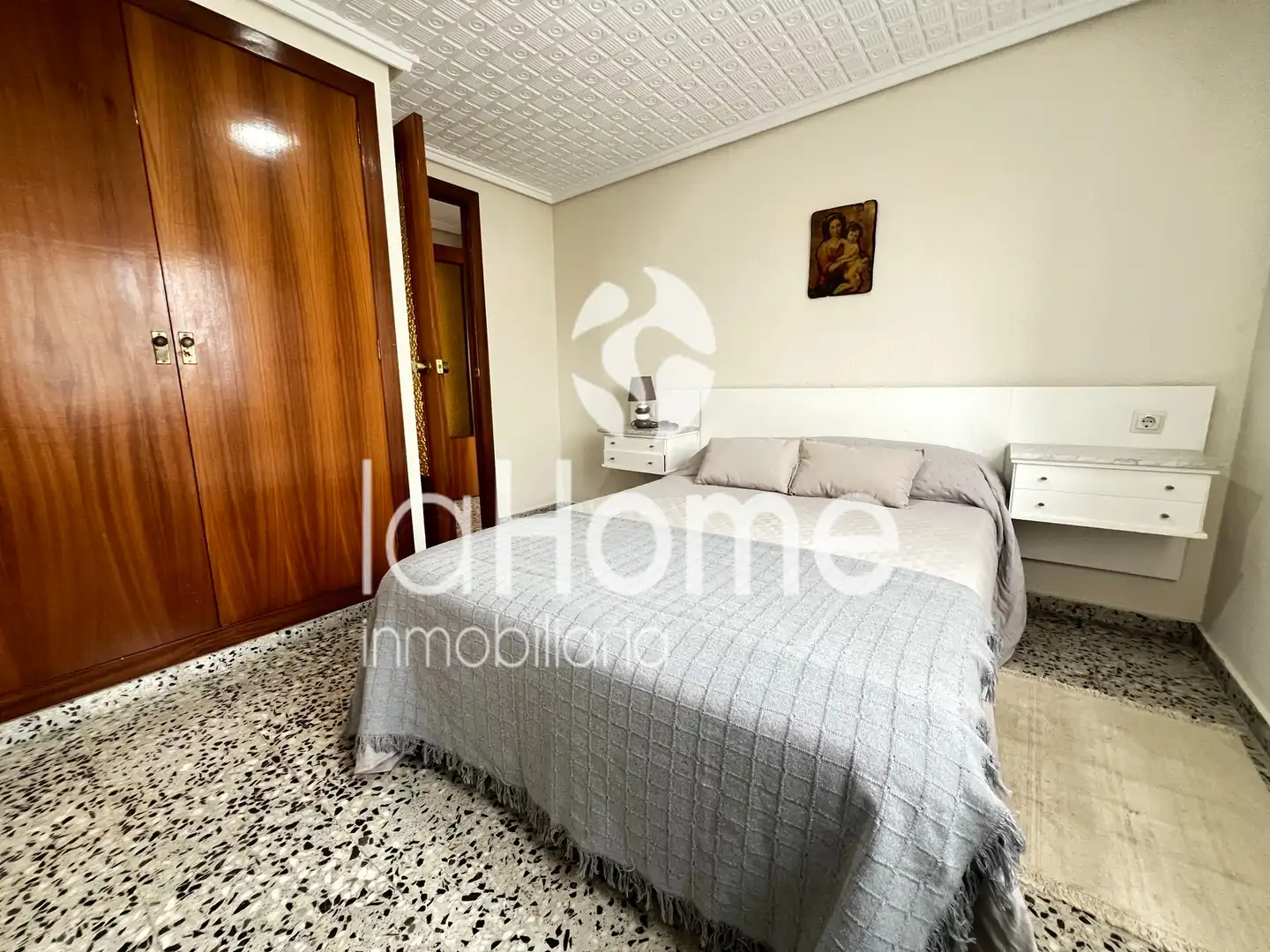 Dormitori de Casa o xalet en venda en Paterna amb Aire condicionat, Jardí privat i Terrassa