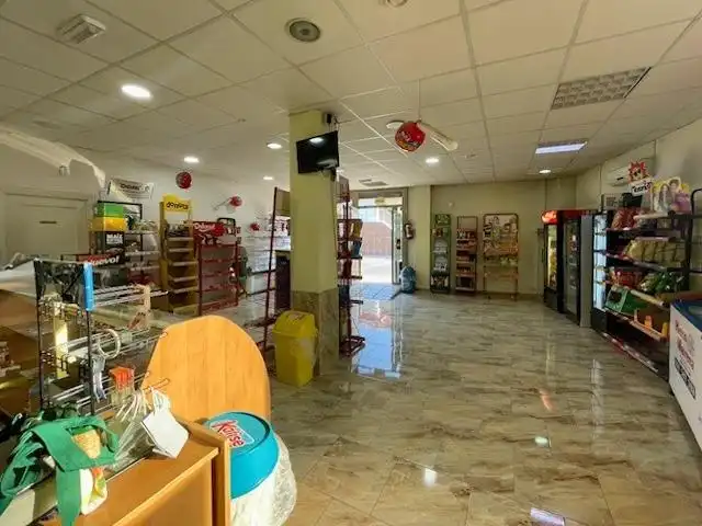 Gewerbefläche zum Verkauf in Calle de la Virgen de Los Remedios, imagen 10