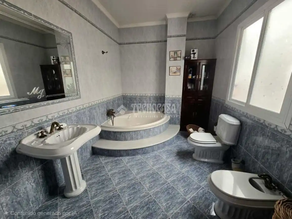 Bathroom of Detached homes for sale in Morón de la Frontera  with Air Conditioner and Balcony