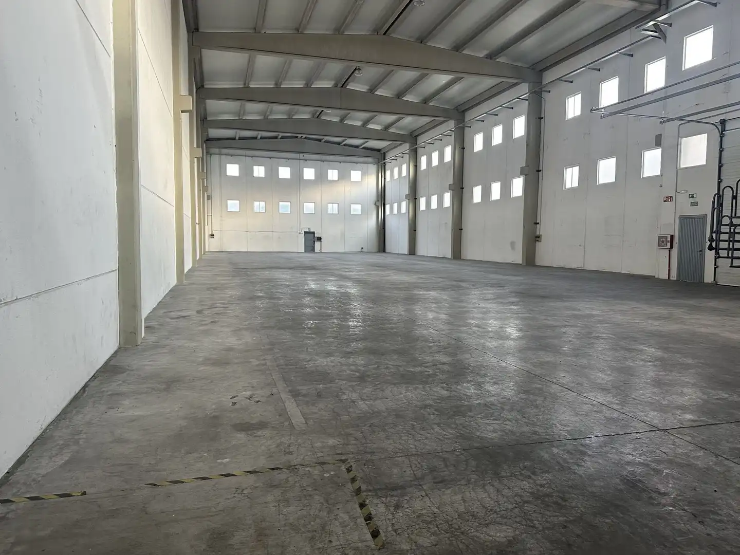 Fabrikhallen zur Miete in Ontinyent