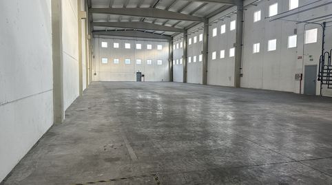 Foto 2 von Fabrikhallen zur Miete in Santa Ana, Ontinyent
