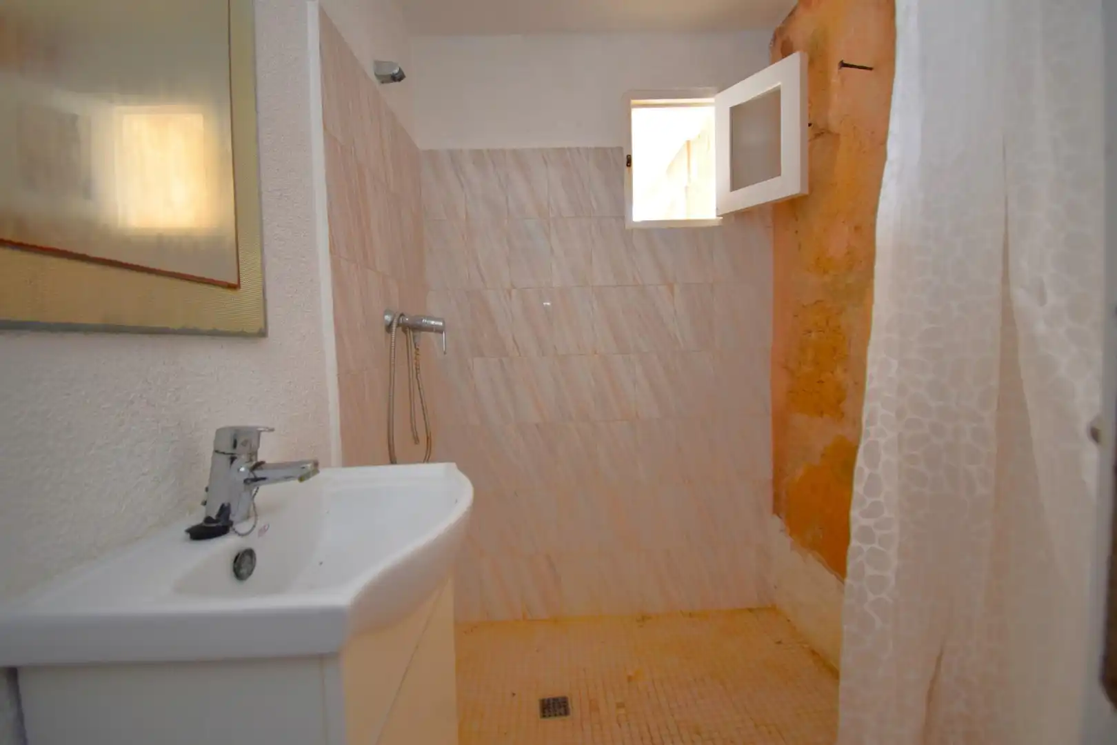 Baño de Finca rústica en venta en Pollença con Jardín privado
