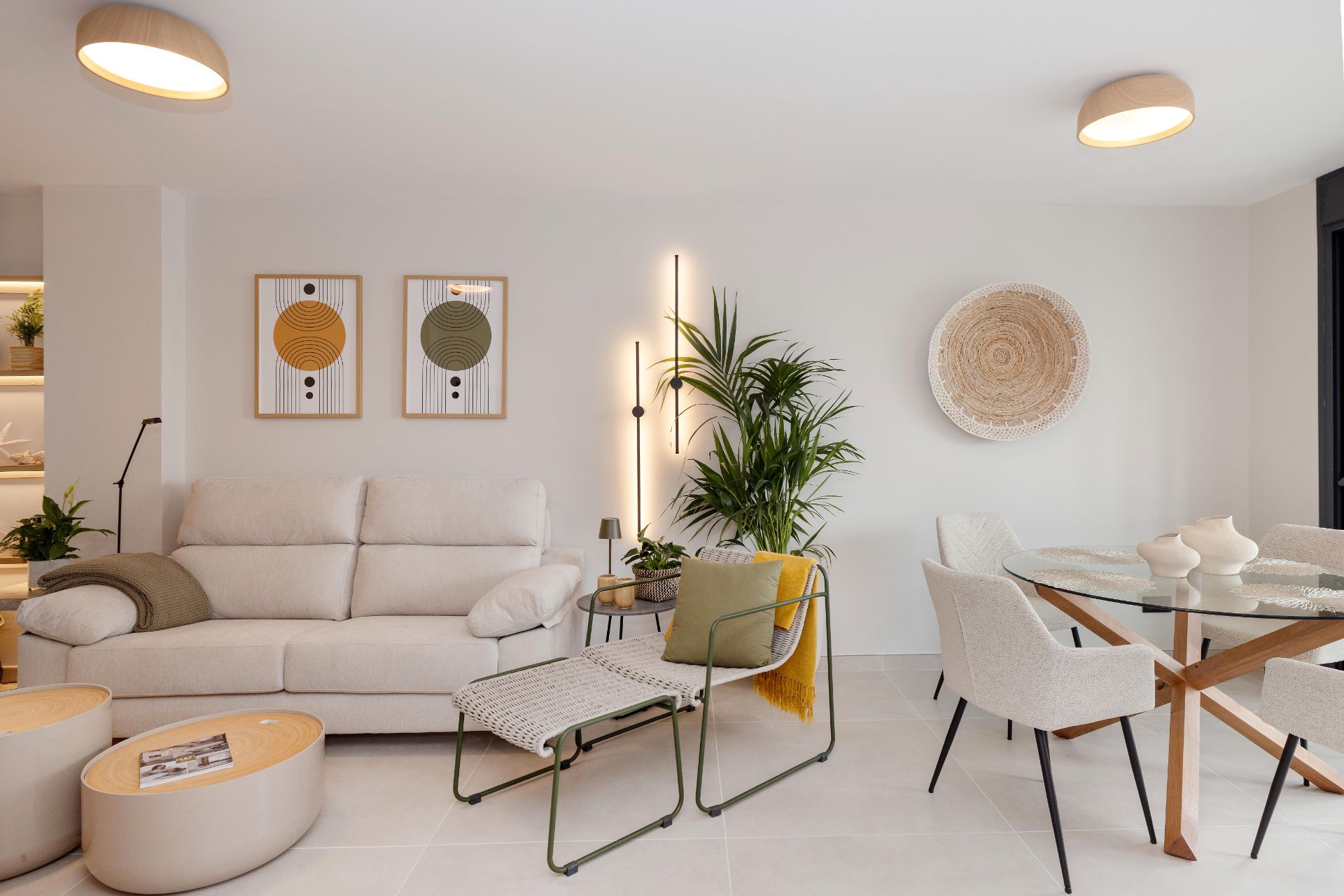 Sala d'estar de Apartament en venda en Marbella amb Aire condicionat, Calefacció i Terrassa