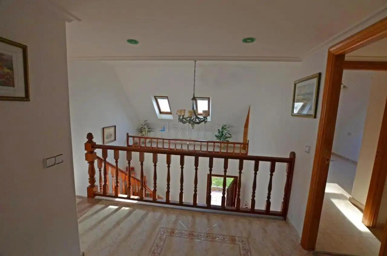 Casa adosada en venda en Oia amb Calefacció, Jardí privat i Terrassa